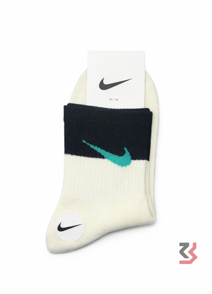 Nike Urban Crew Socks - White/Black