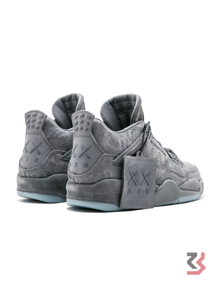 Air Jordan 4 Retro Cool Grey X Kaws