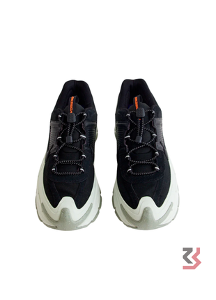 The Nike Zoom Vomero 5 Roam Black Light Silver