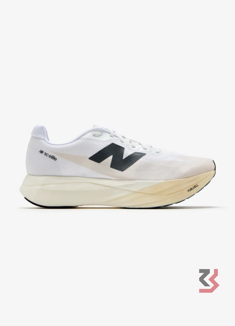 New Balance FuelCell SuperComp Elite v5 running shoes