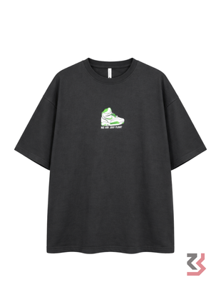 SNEAKER HEAD ROUND NECK TSHIRT - BLACK